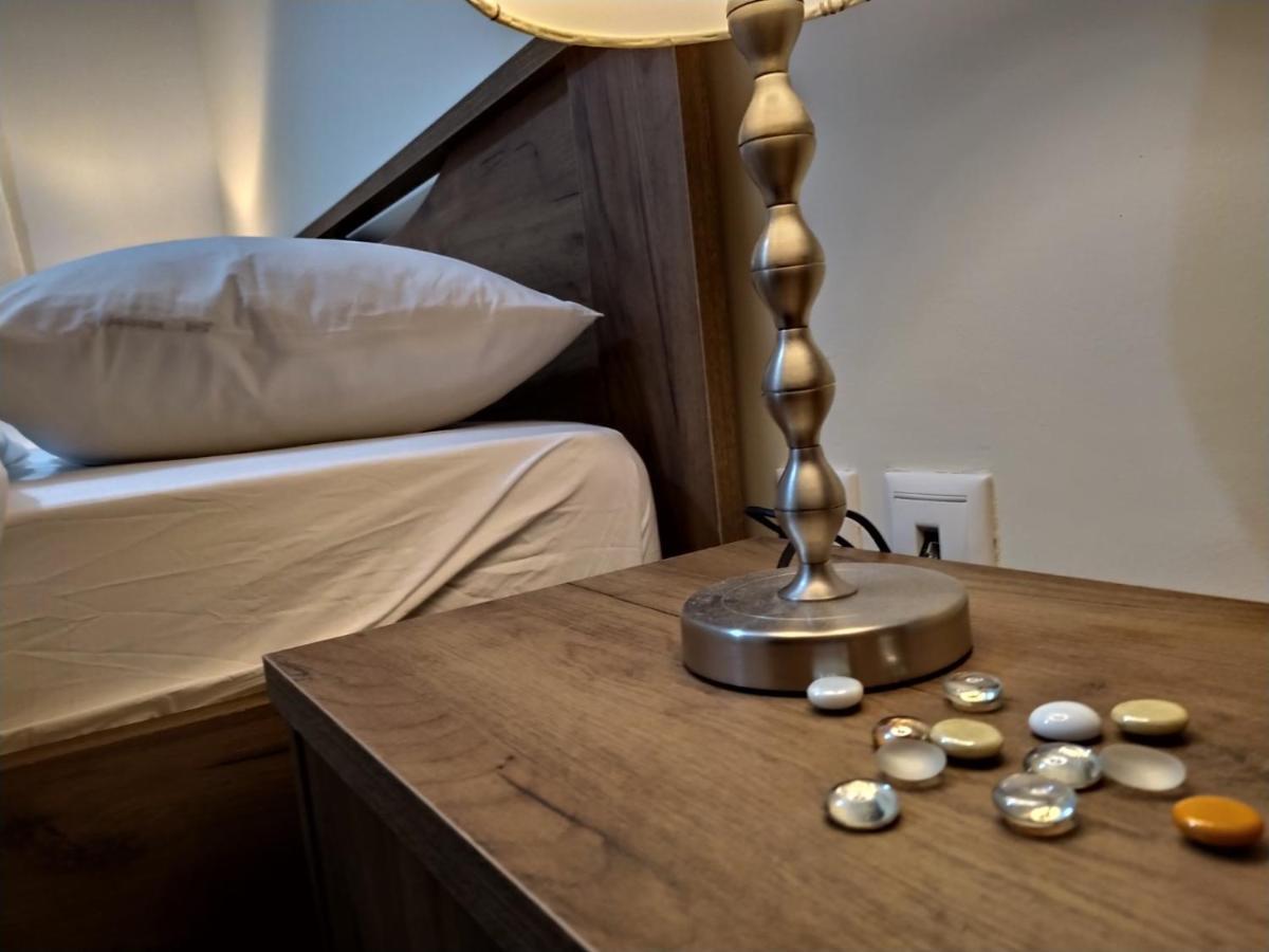 Overnight Athens Airport And Raphina Port Apartment Artemida  Ngoại thất bức ảnh